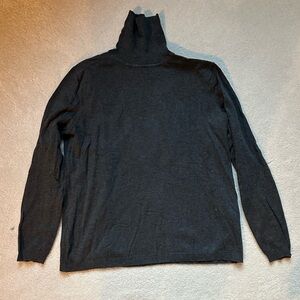 Turtle neck sweater